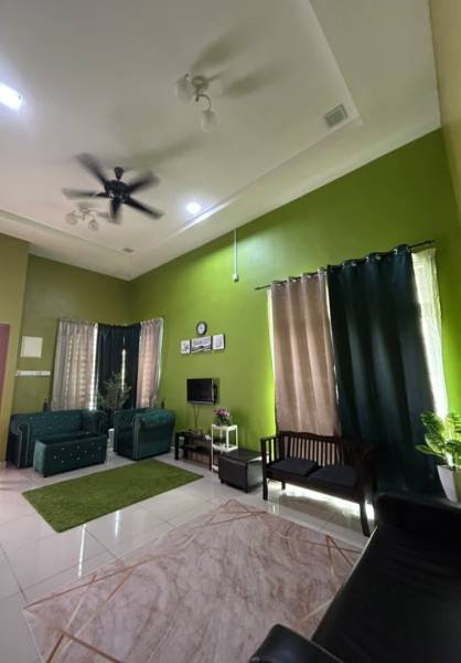 Ainor Homestay Changlun